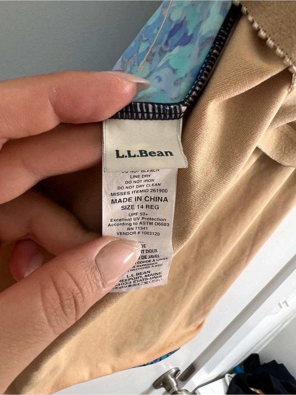 LL Bean Women’s Blue Floral Tankini Top Shelf Bra Size 14 Reg